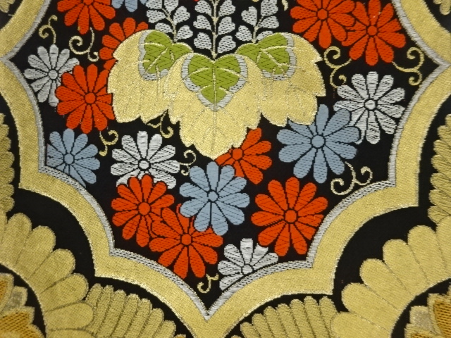 着物・帯 ] - 袋帯 桐に菊唐草模様織出し袋帯 | 宗 sou::お茶道具